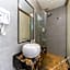 Wenxing Hotel