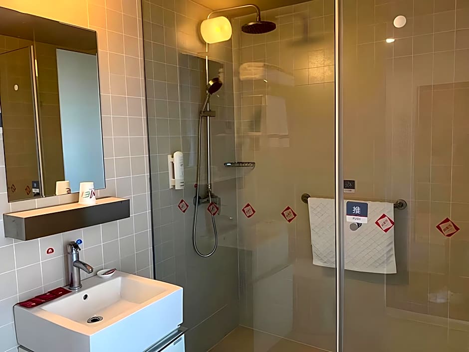 Thank Inn Shanghai Jiading Jinsha Road