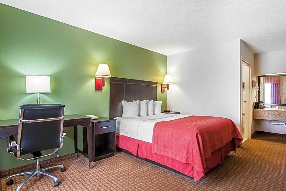 Quality Inn Savannah South