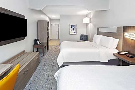 Queen Room with Two Queen Beds - Mobility Access Tub/Non-Smoking