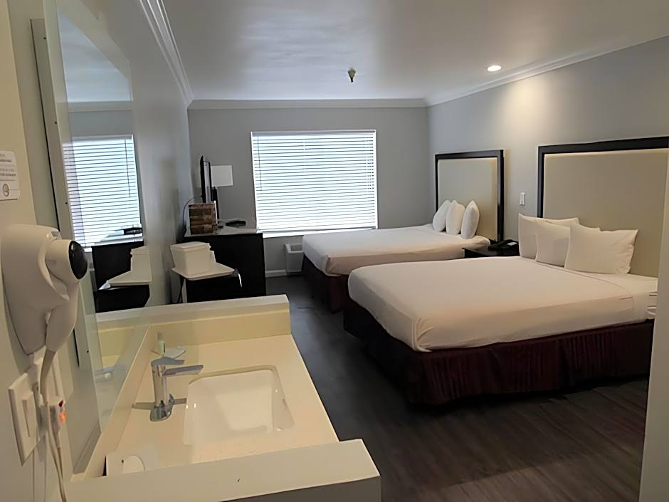 Capri Suites Anaheim