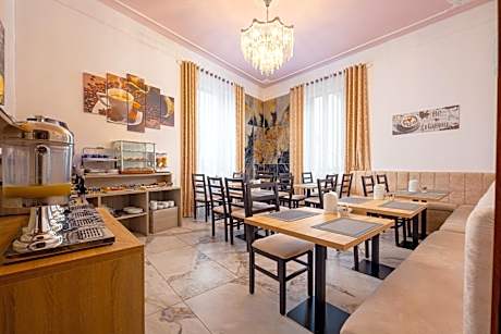 Lilium Hotel