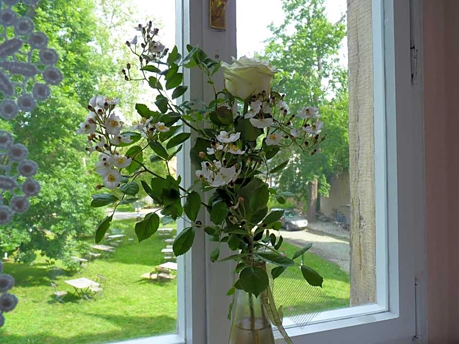 Eventlocation Mieten und Übernachten im Schloss nähe 07407 Rudolstadt