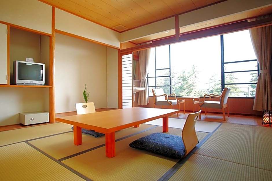 Kumino Hama Minato Yuyu