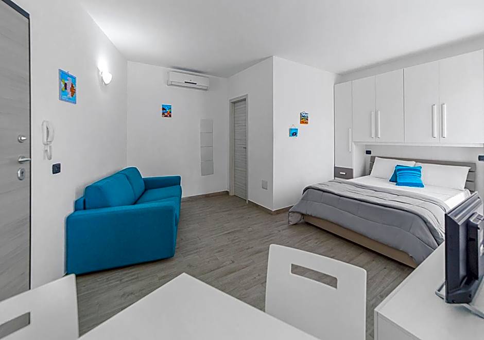 Pgs Immobiliare srls Le Logge 2 Monolocale ben accessoriato a pochi metri da piazza Umberto I La Maddalena