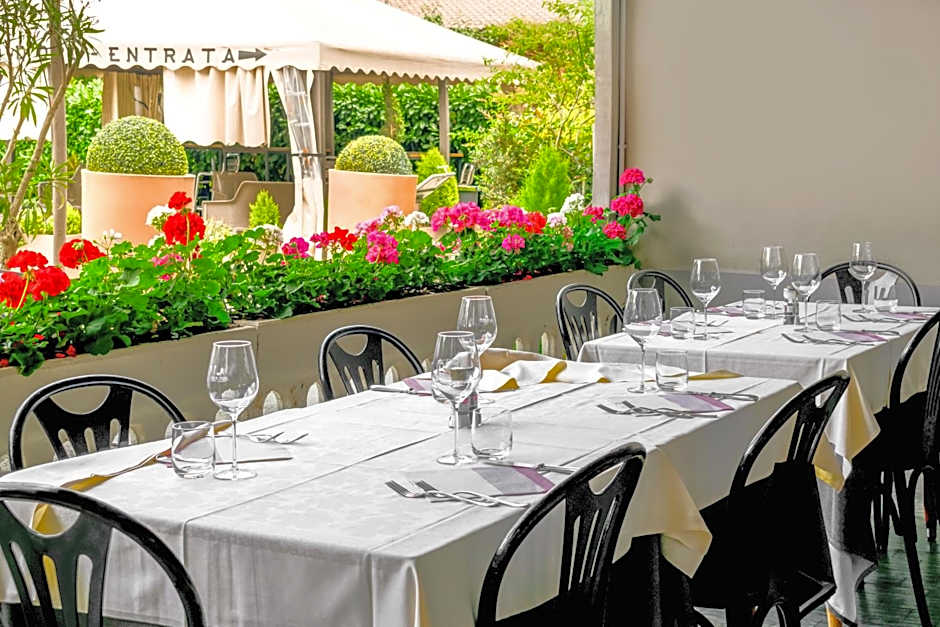 Hotel Falco D'Oro
