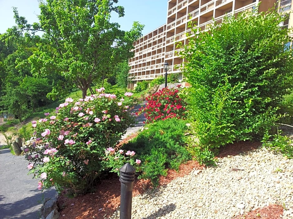 Inn at Grand Glaize