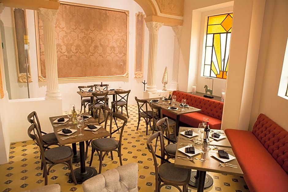 Ikonik Hotel Puebla