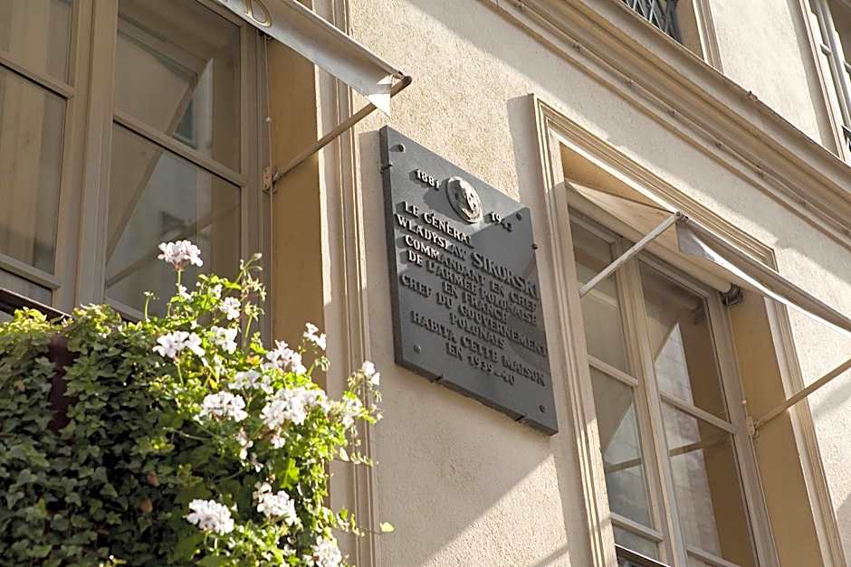 Hôtel du Danube Saint Germain