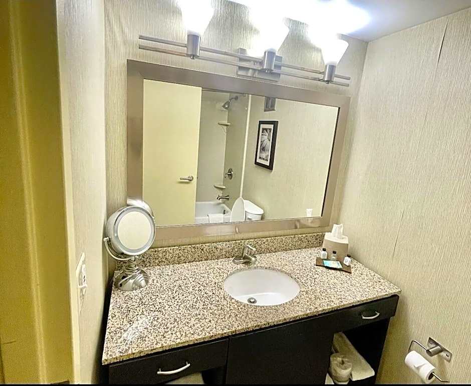 Brandywine Plaza Hotel