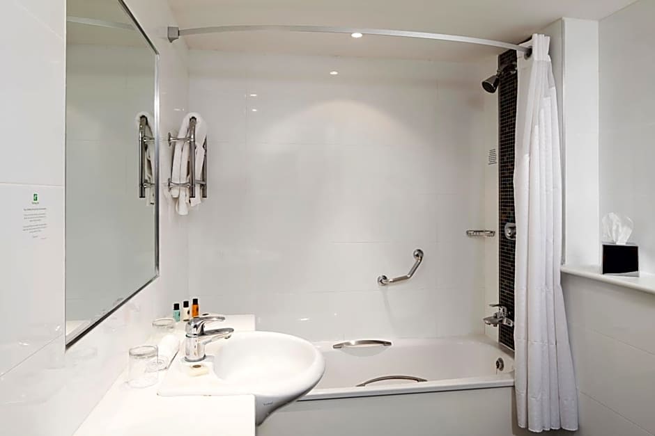 Clayton Hotel Belfast