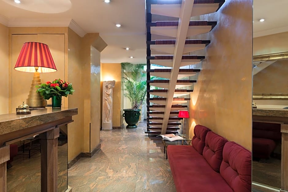 Neuilly Park Hotel