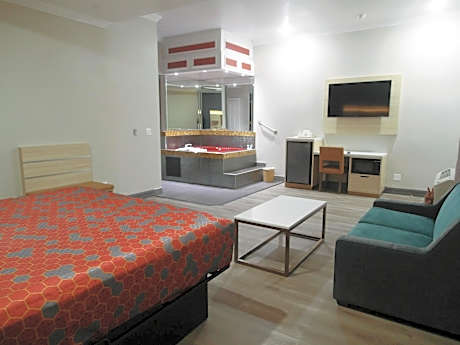 King Suite with Spa Bath