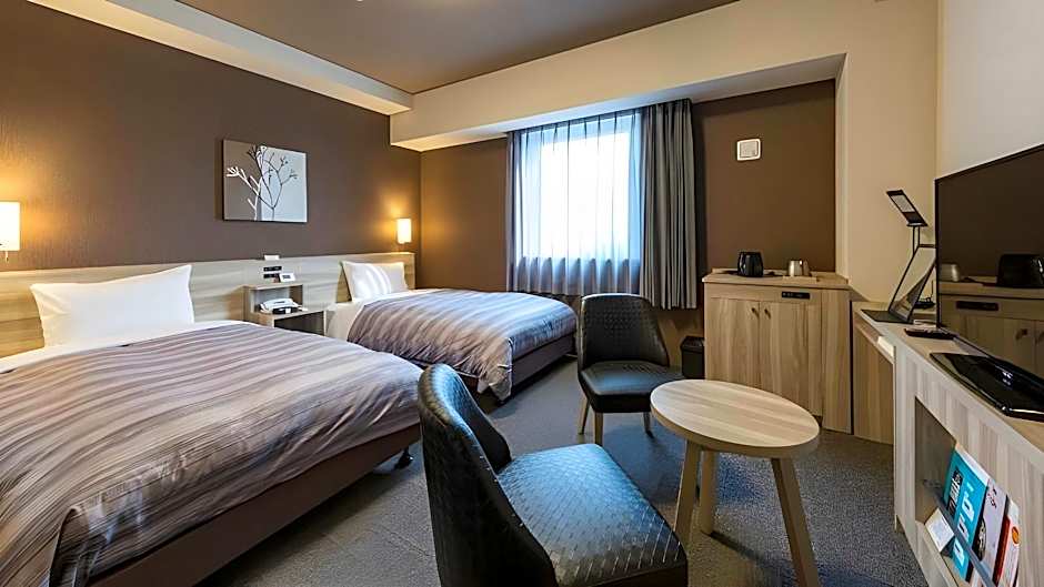 HOTEL ROUTE-INN Chiba Hamano -Tokyowangan doro-