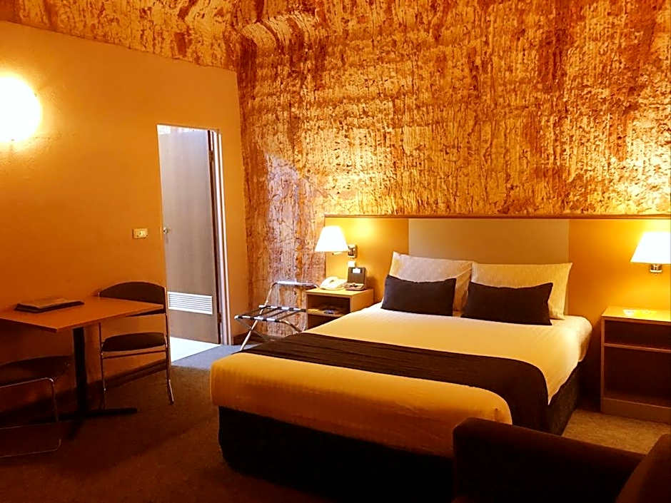 Desert Cave Hotel
