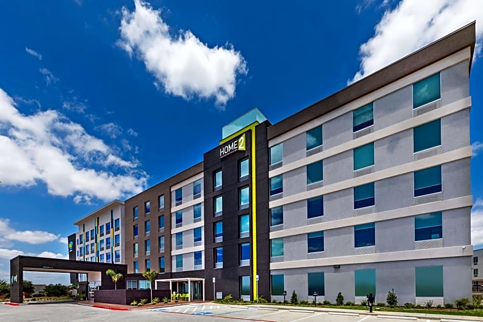 Home2 Suites by Hilton Laredo, TX