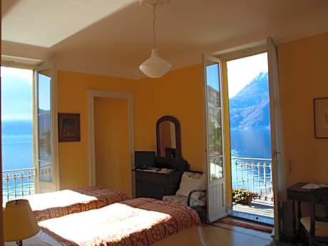 Superior Double Room with Lake View