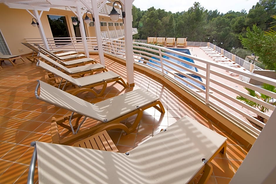 Azuline Hotel Bahamas