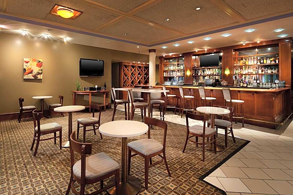 Four Points By Sheraton Bakersfield