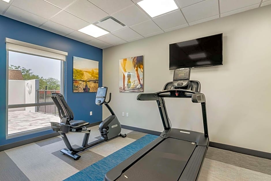 Comfort Inn & Suites New Port Richey Downtown District