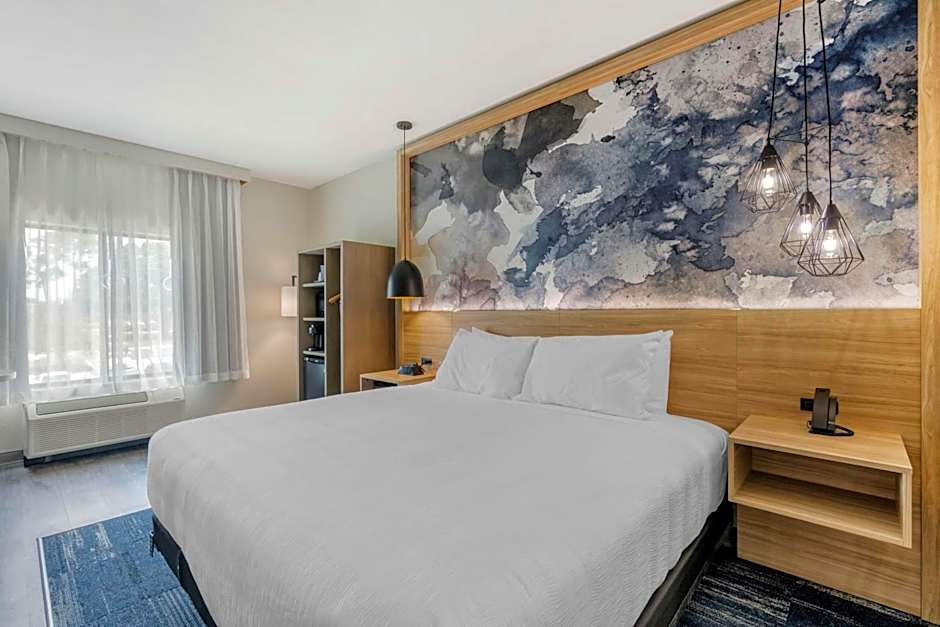 Best Western Plus Winter Haven Inn & Suites