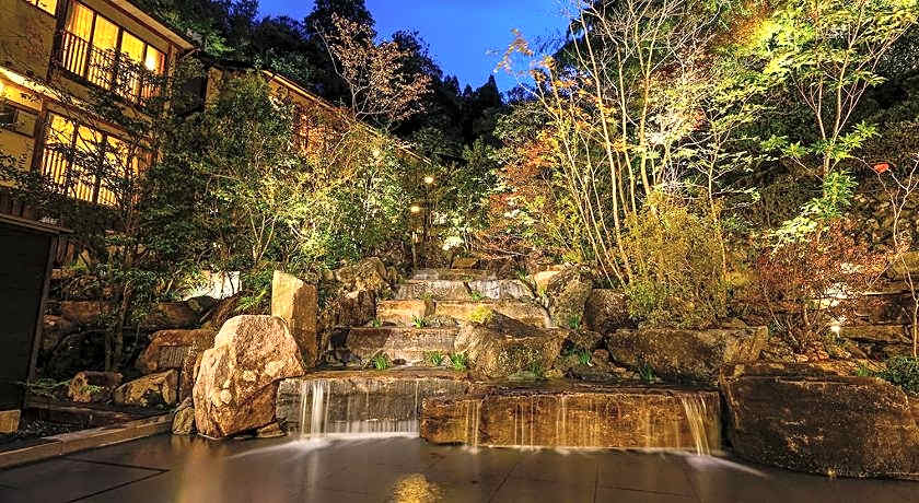 Yuraku Kinosaki Spa and Gardens Ryokan