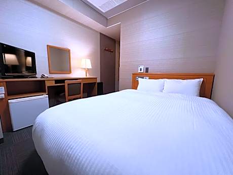 Double Room with Small Double Bed - Non-Smoking