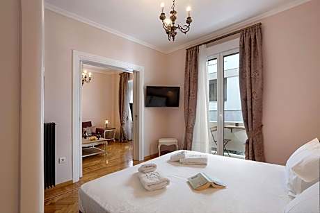 Deluxe Apartment with Open Plan Kitchen