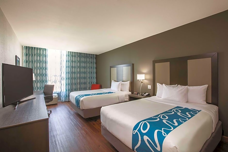 La Quinta Inn & Suites by Wyndham Tulsa Broken Arrow