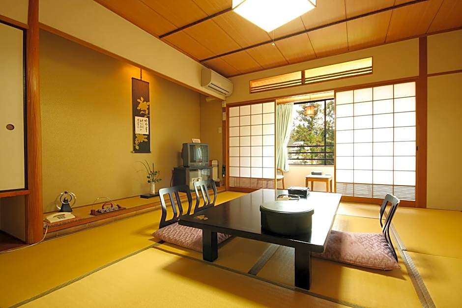 Gyokusenkaku