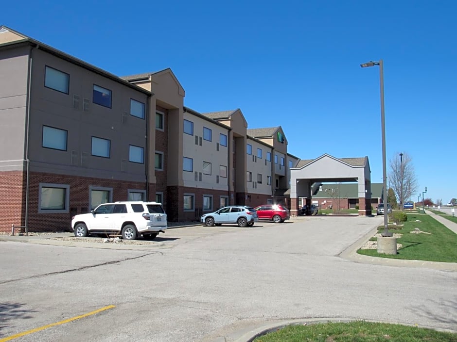 Holiday Inn Express Hotel & Suites Lincoln South By IHG