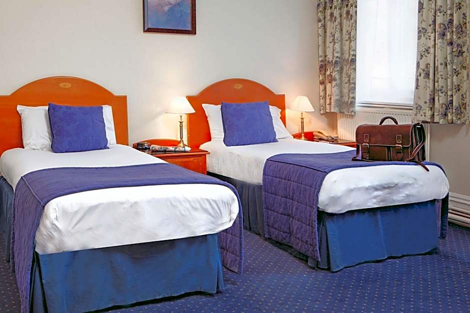 Photo 1 of 2 of Standard Twin Room