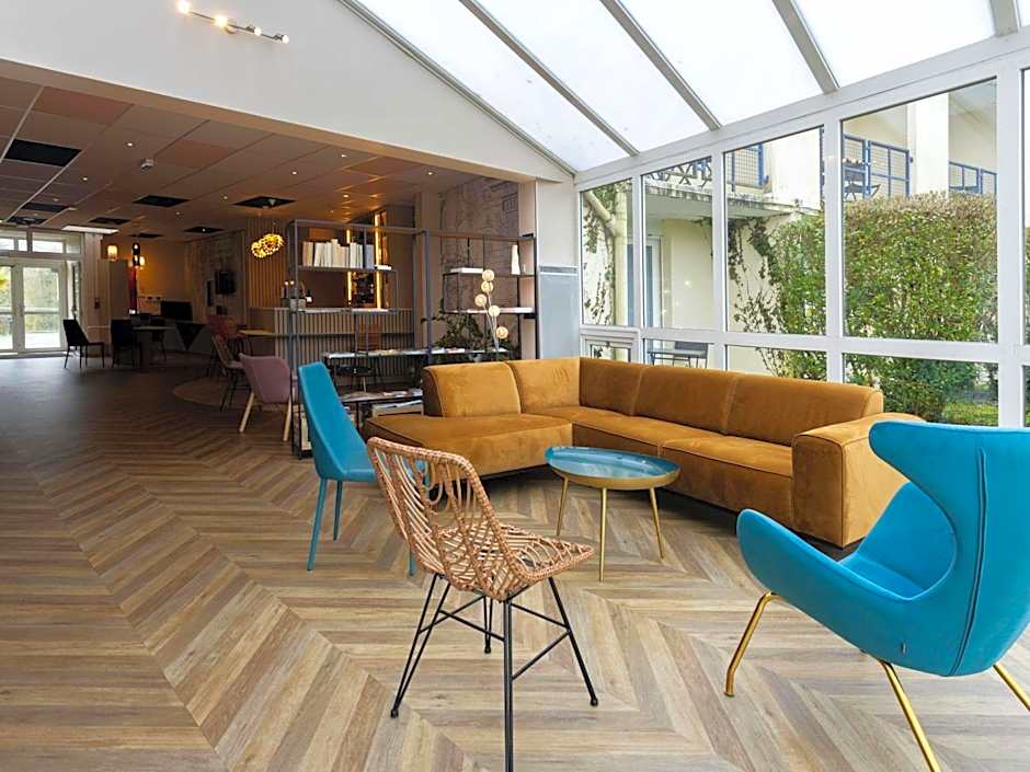 Ibis Styles Chinon