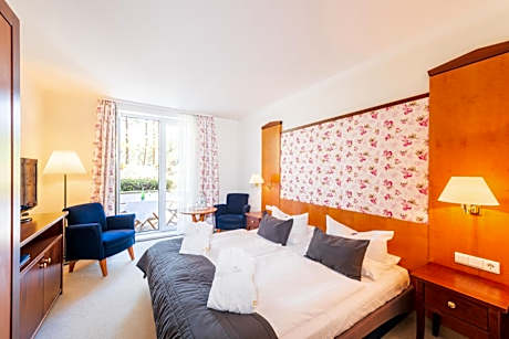 Souterrain Double Room with Terrace