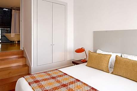 Deluxe Double Room with Bath