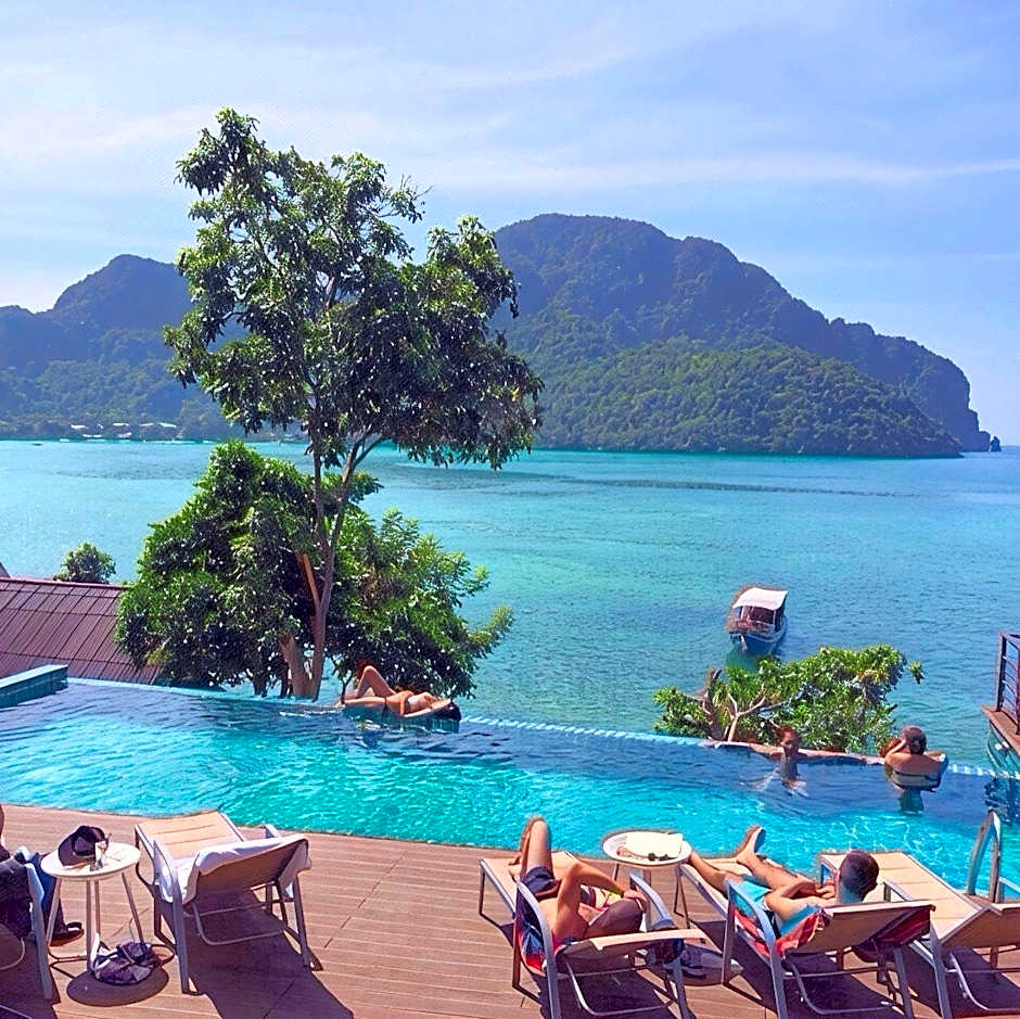 The Cobble Beach Hotel- Phi Phi Island