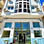 Azayla Hotel