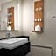 Delta Hotels by Marriott Milwaukee Northwest
