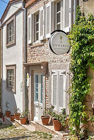 Lunaria Guest House