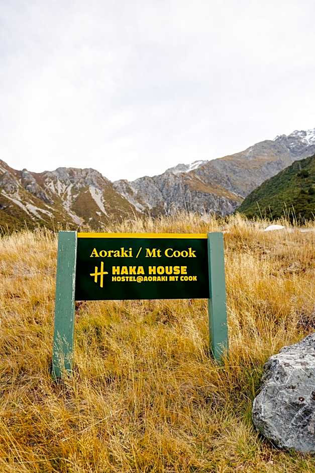Haka House Hostel Aoraki Mt Cook