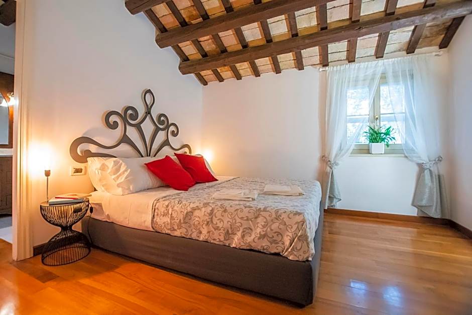 Photo 1 of 5 of Standard 1 Queen Bed