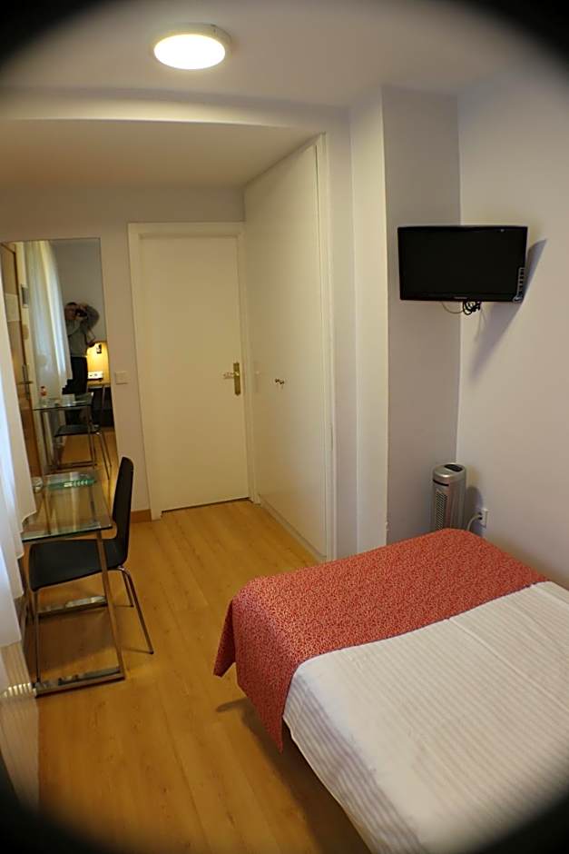 Hotel Picos De Europa