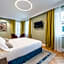Glimpse Hotel