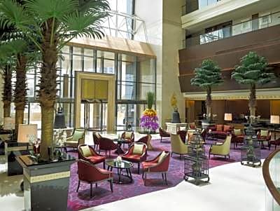 Dusit Thani Abu Dhabi Hotel