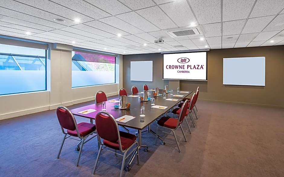 Crowne Plaza Canberra By IHG