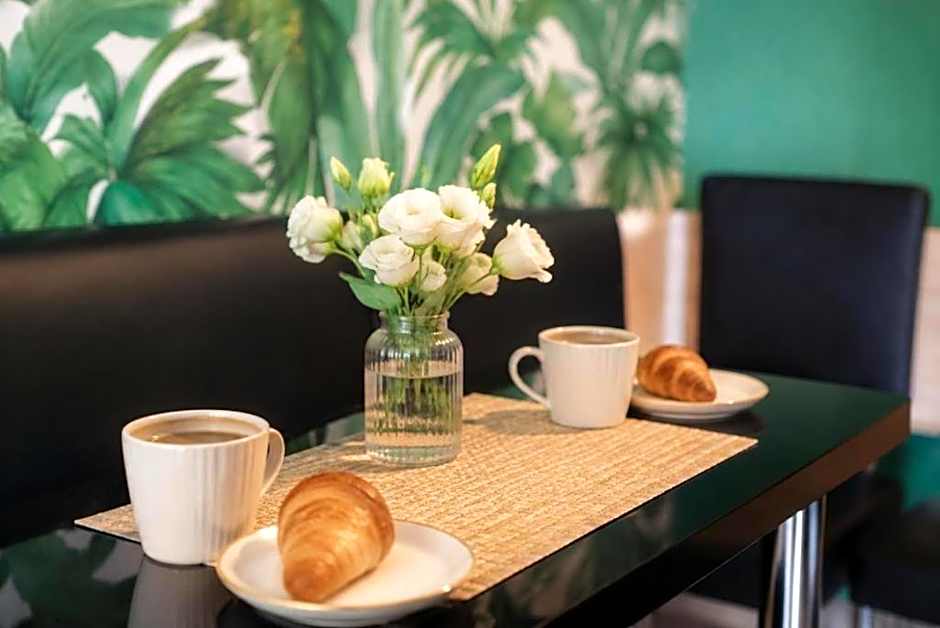 DOR Signature Suites-Adora Park 1