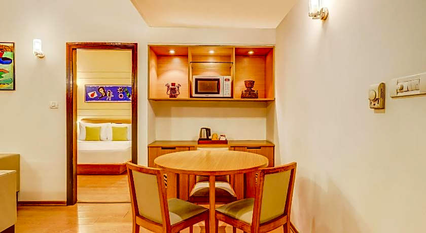 Lemon Tree Hotel East Delhi Mall