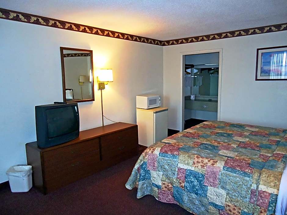 Motel 6-Troy, OH