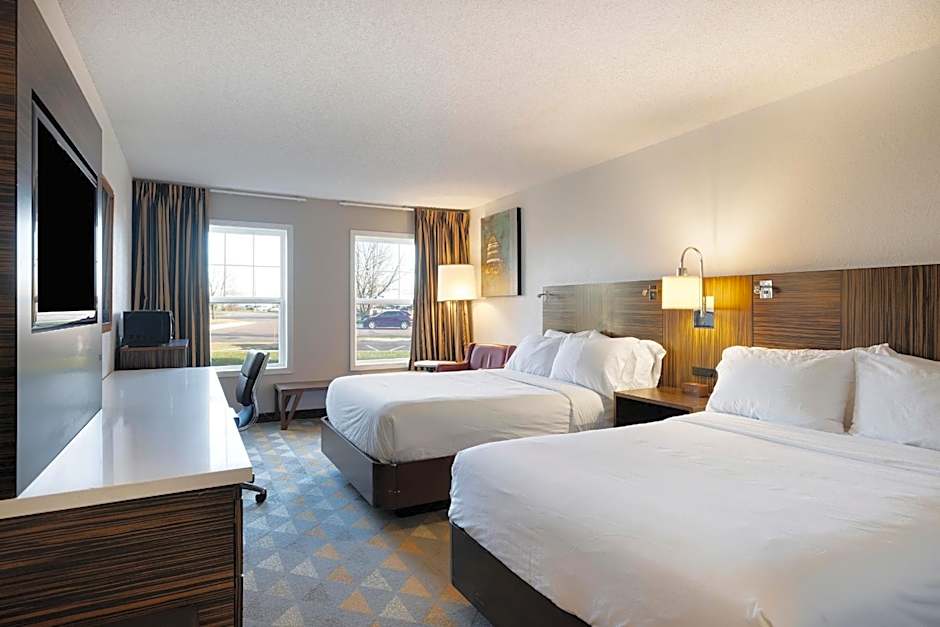 Redwood Lodge