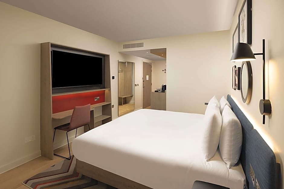 Hampton By Hilton London City